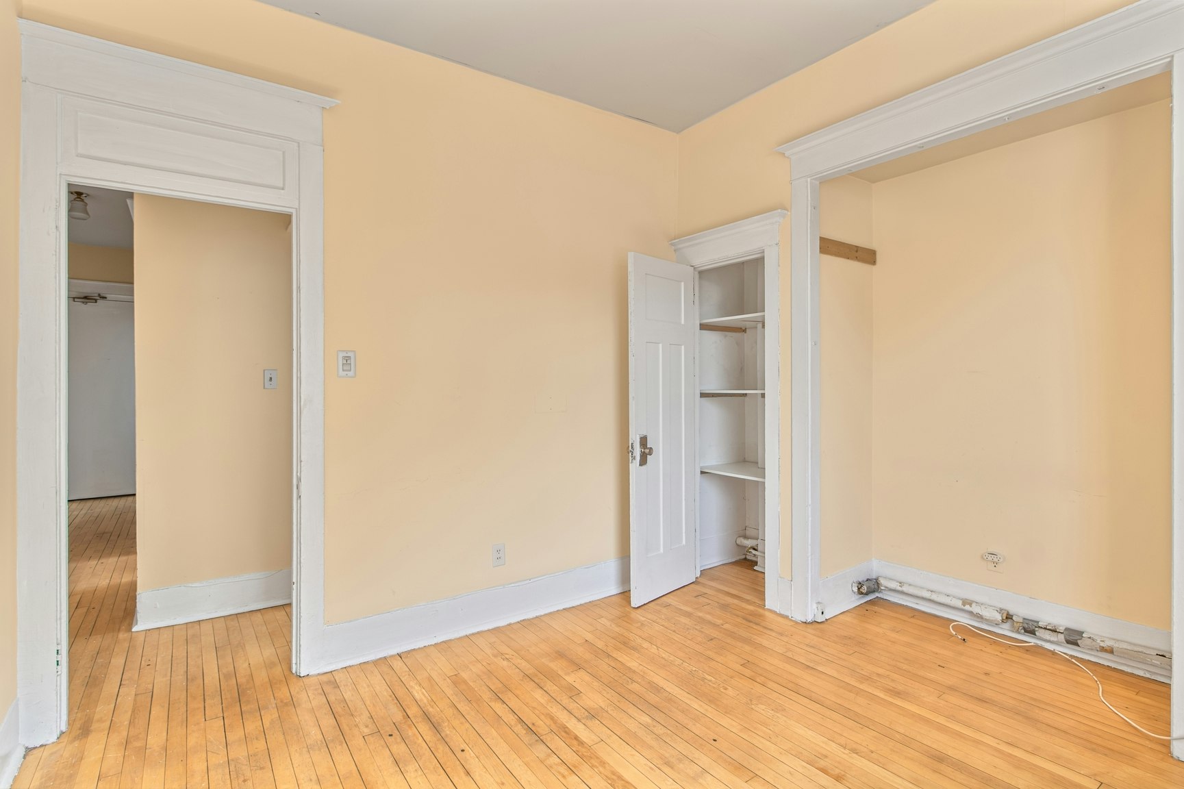 C-355 Elgin Street, Ottawa, ON, K2P 1M7 - 2