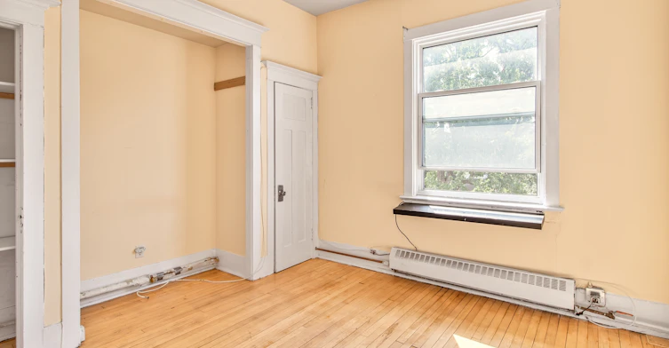 C-355 Elgin Street, Ottawa, ON, K2P 1M7