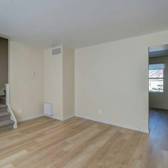 26-1-6621 96 Street Northwest, Edmonton, AB, T6E 3H1 - 3