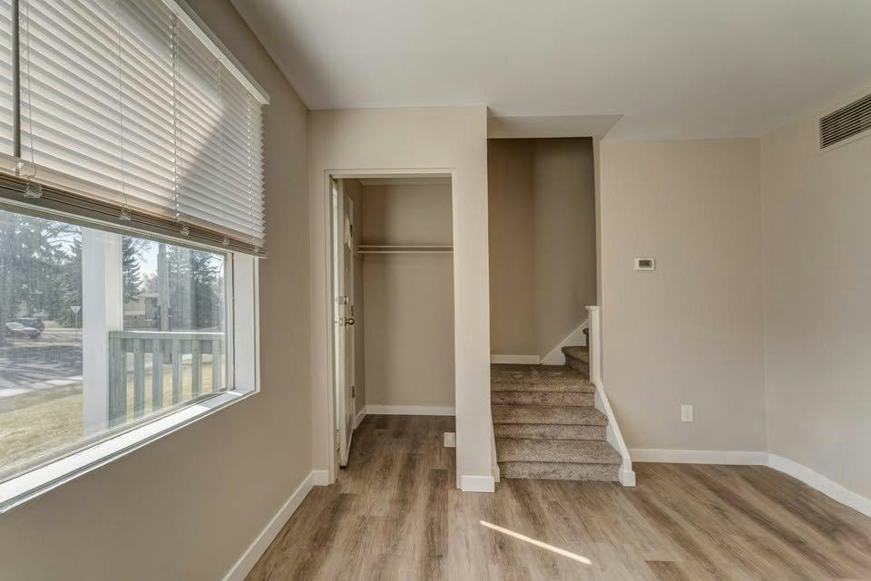 26-1-6621 96 Street Northwest, Edmonton, AB, T6E 3H1 - 2