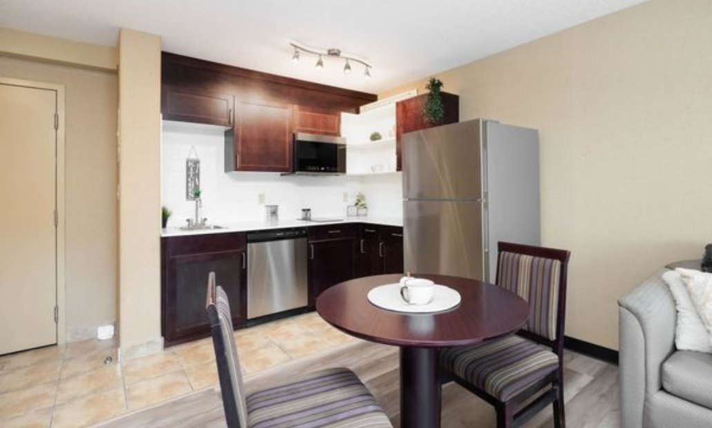 10300 Franklin Avenue, Fort Mcmurray, AB, T9H 0A5 - 11
