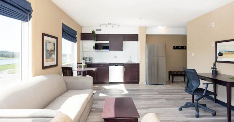 10300 Franklin Avenue, Fort Mcmurray, AB, T9H 0A5 - 14