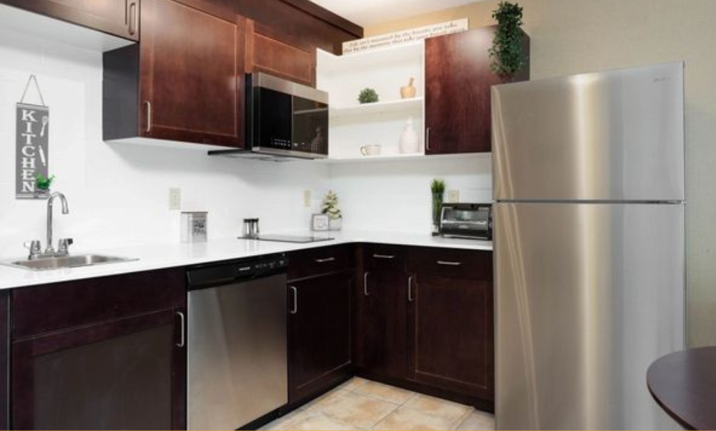 10300 Franklin Avenue, Fort Mcmurray, AB, T9H 0A5 - 8