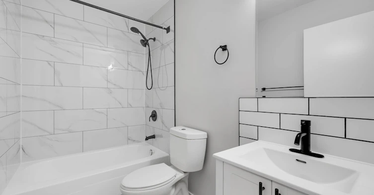 11935 102 Street Northwest, Edmonton, AB, T5G 2G5 - 15