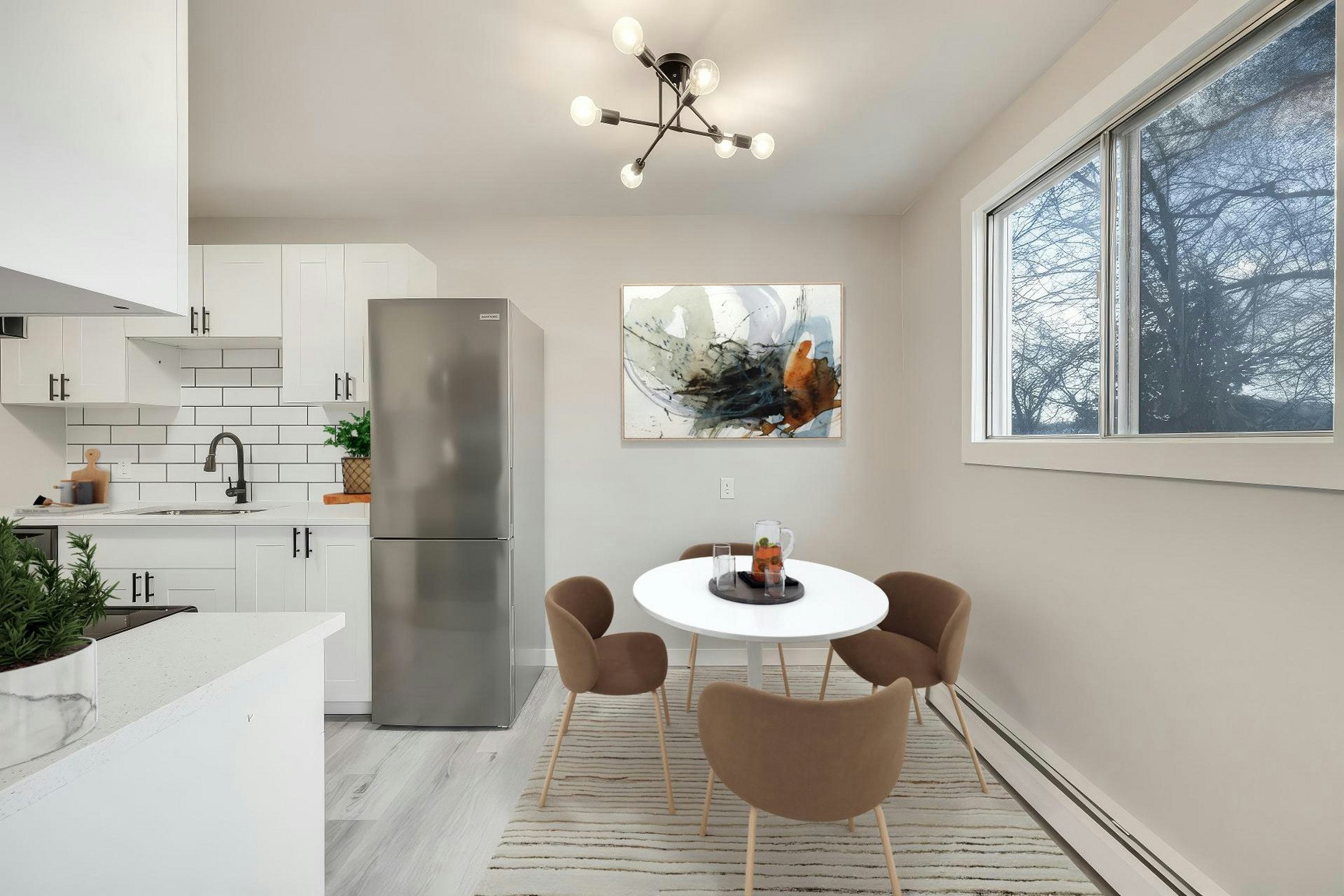 11935 102 Street Northwest, Edmonton, AB, T5G 2G5 - 4