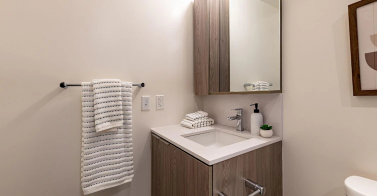 223 Redpath Avenue, Toronto, ON, M4P 0E8 - 5