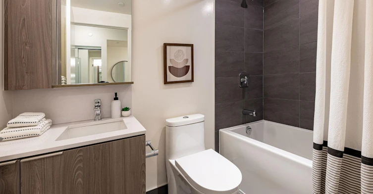 223 Redpath Avenue, Toronto, ON, M4P 0E8 - 4