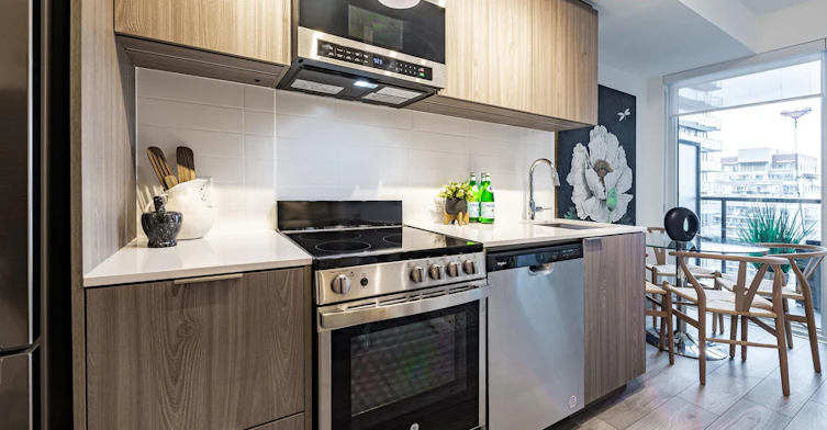 223 Redpath Avenue, Toronto, ON, M4P 0E8 - 27