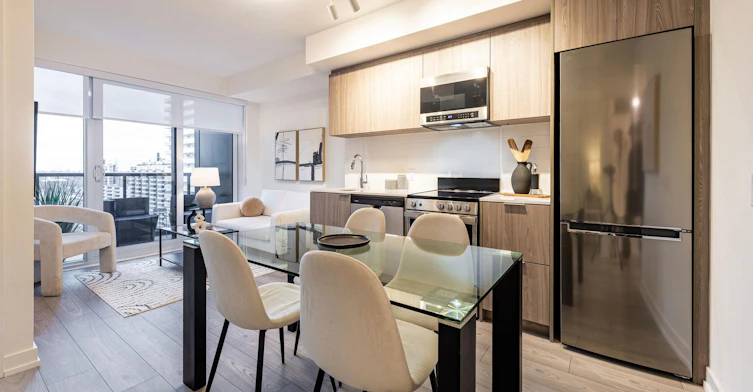 223 Redpath Avenue, Toronto, ON, M4P 0E8 - 4