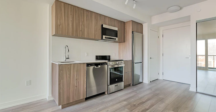 223 Redpath Avenue, Toronto, ON, M4P 0E8 - 5