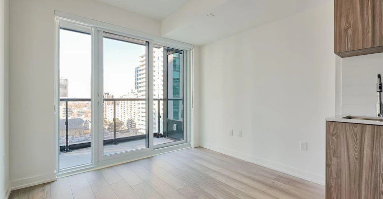 223 Redpath Avenue, Toronto, ON, M4P 0E8 - 11