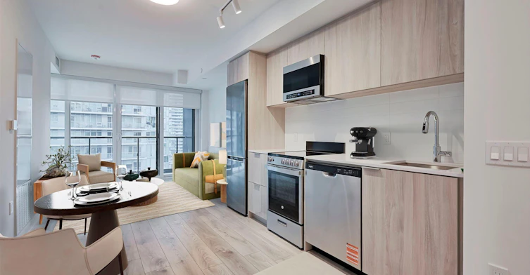 223 Redpath Avenue, Toronto, ON, M4P 0E8 - 3
