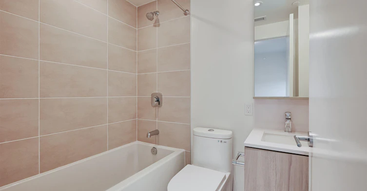 223 Redpath Avenue, Toronto, ON, M4P 0E8 - 22