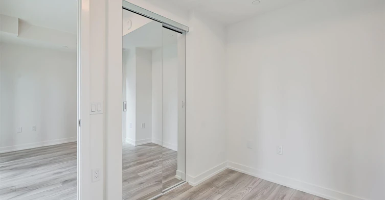 223 Redpath Avenue, Toronto, ON, M4P 0E8 - 21