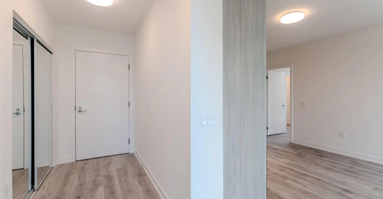 223 Redpath Avenue, Toronto, ON, M4P 0E8 - 4