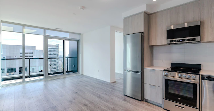 223 Redpath Avenue, Toronto, ON, M4P 0E8 - 6