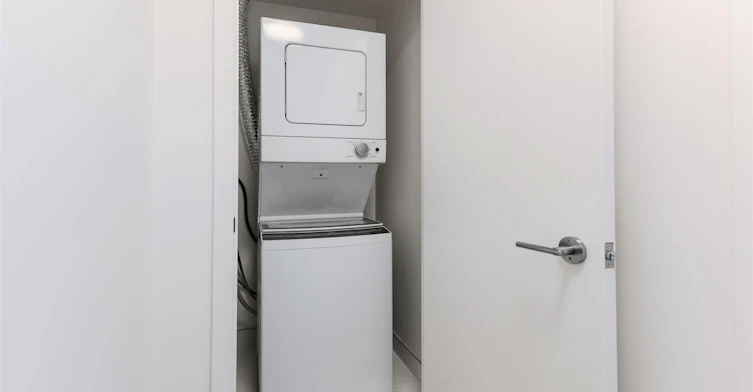 223 Redpath Avenue, Toronto, ON, M4P 0E8 - 23