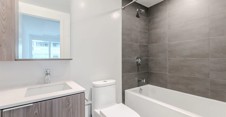 223 Redpath Avenue, Toronto, ON, M4P 0E8 - 16