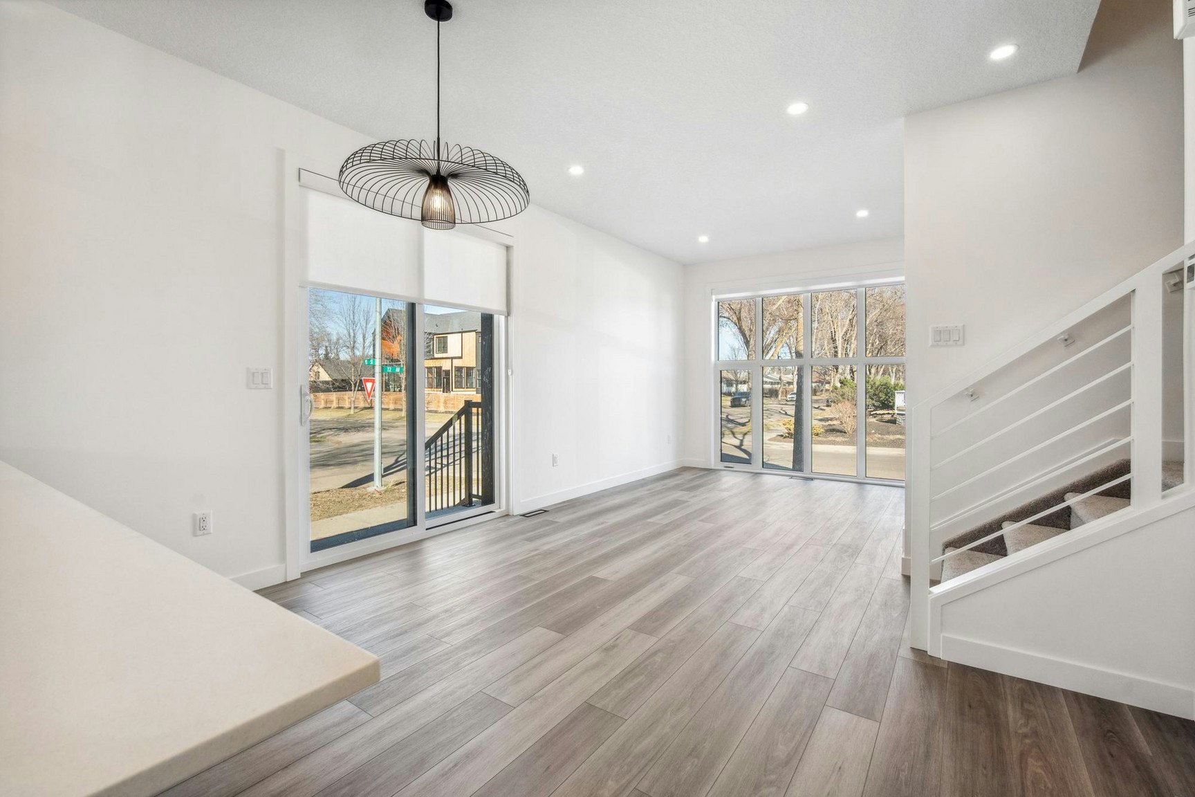 7132 93 Street Northwest, Edmonton, AB, T6E 3B9 - 2