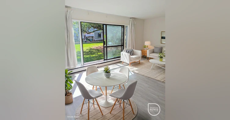 TH56-14476 108 Avenue, Surrey, BC, V3R 1V4