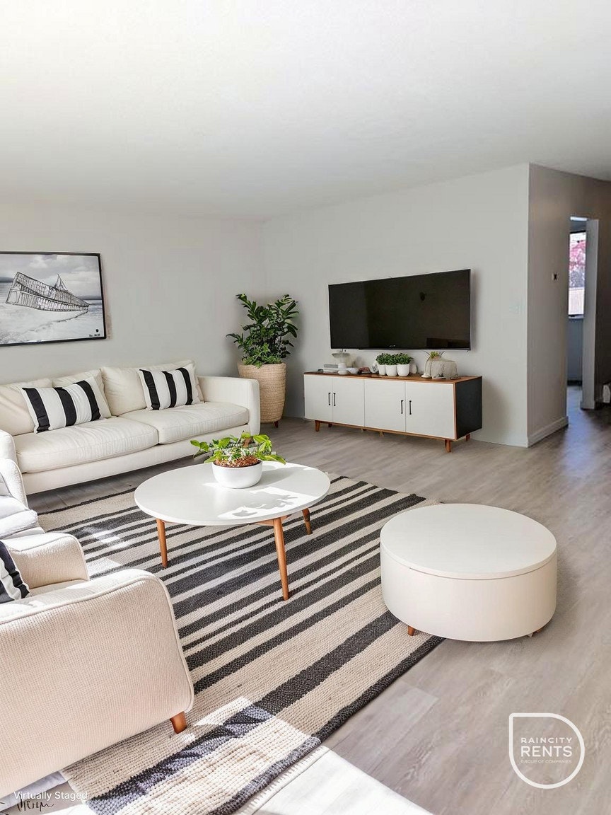 TH56-14476 108 Avenue, Surrey, BC, V3R 1V4 - 2