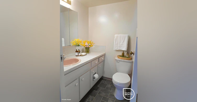 501-1550 Duchess Avenue, West Vancouver, BC, V7V 1P5 - 3