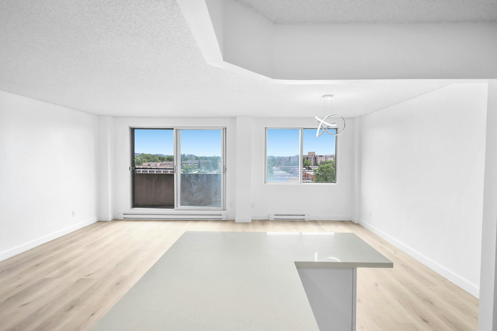 704-2555 Modugno Rue, Montréal, QC, H4R 2L5 - 2