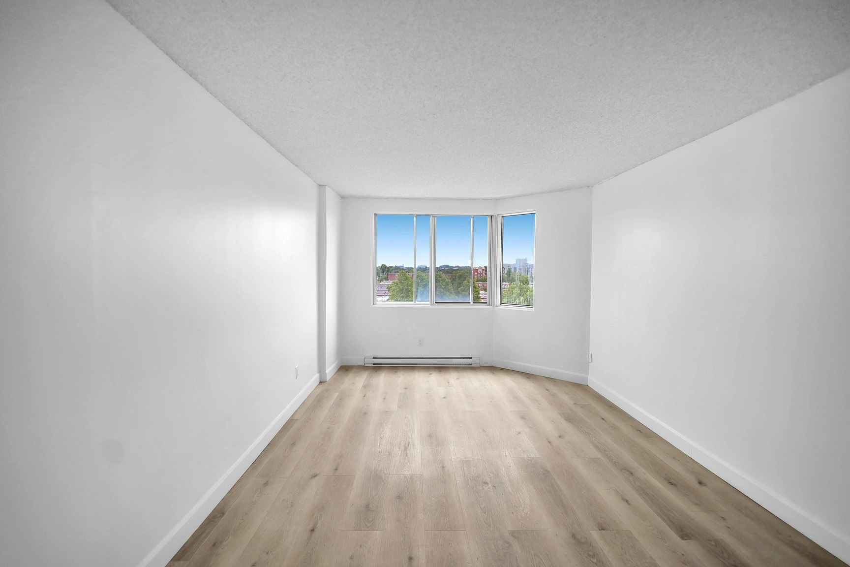 704-2555 Modugno Rue, Montréal, QC, H4R 2L5 - 8