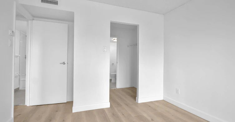 704-2555 Modugno Rue, Montréal, QC, H4R 2L5 - 10