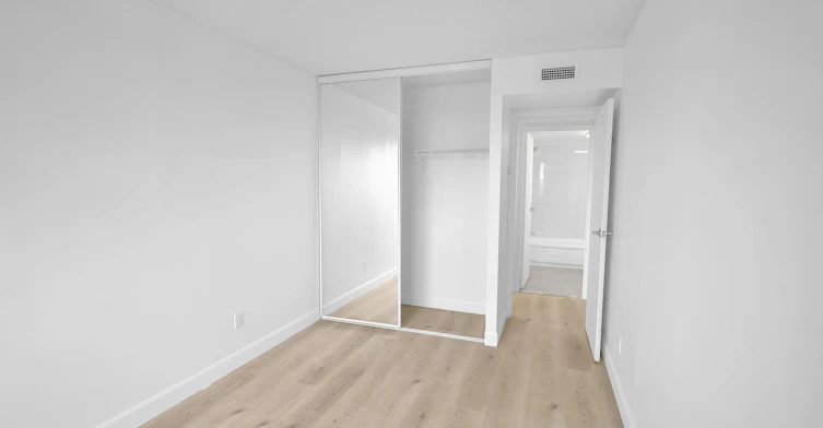 704-2555 Modugno Rue, Montréal, QC, H4R 2L5 - 3
