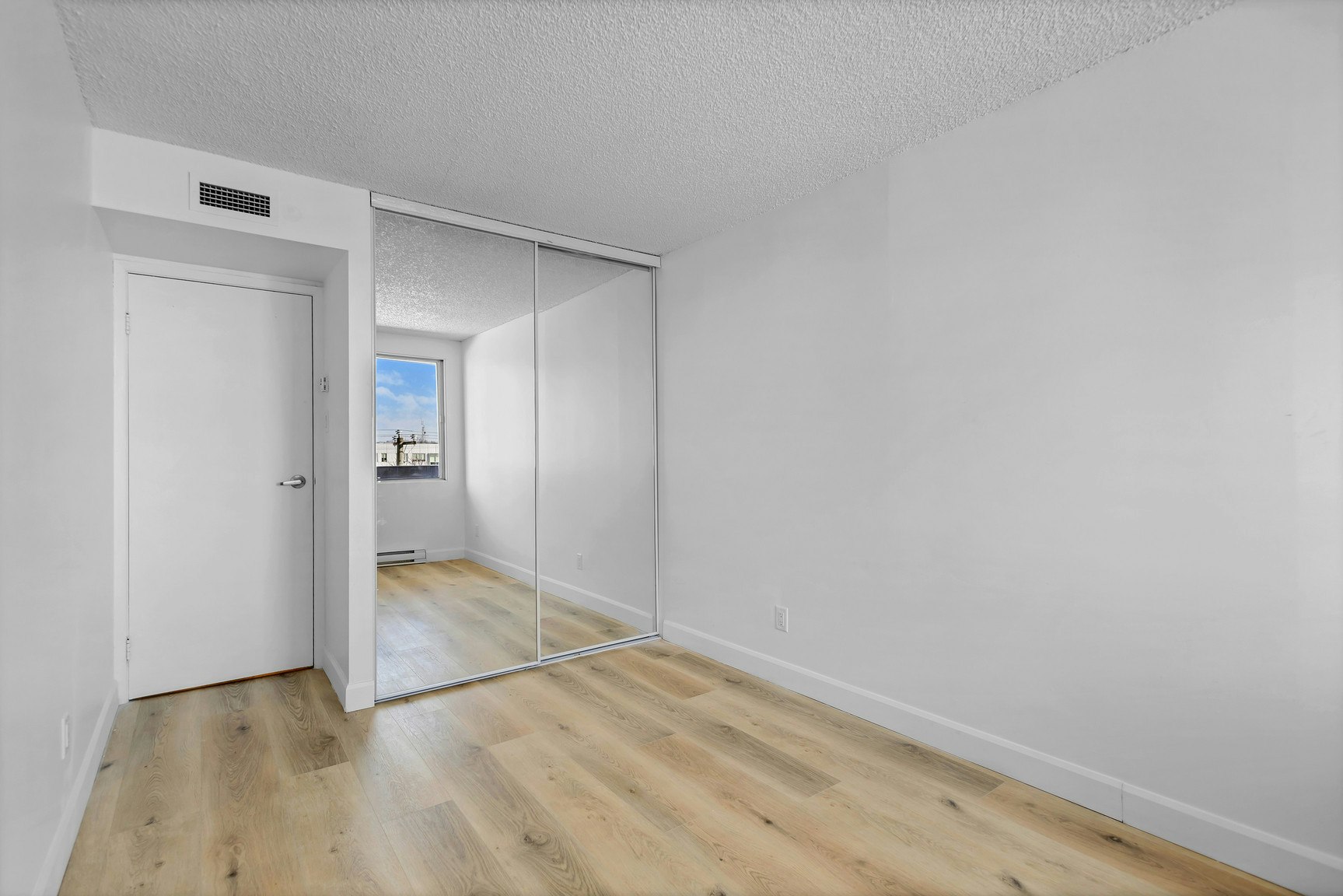 403-2555 Modugno Rue, Montréal, QC, H4R 2L5 - 8