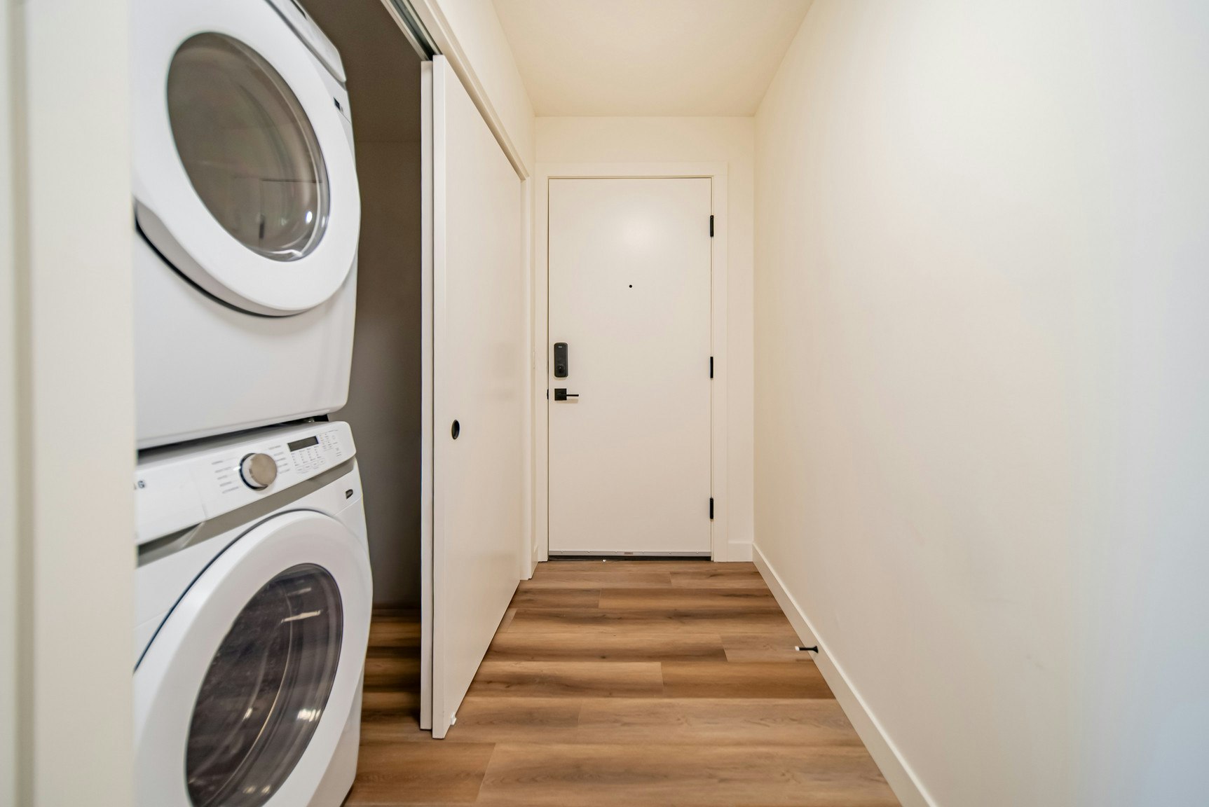 101-1400 27 Street Southwest, Calgary, AB, T3C 3Z2 - 39