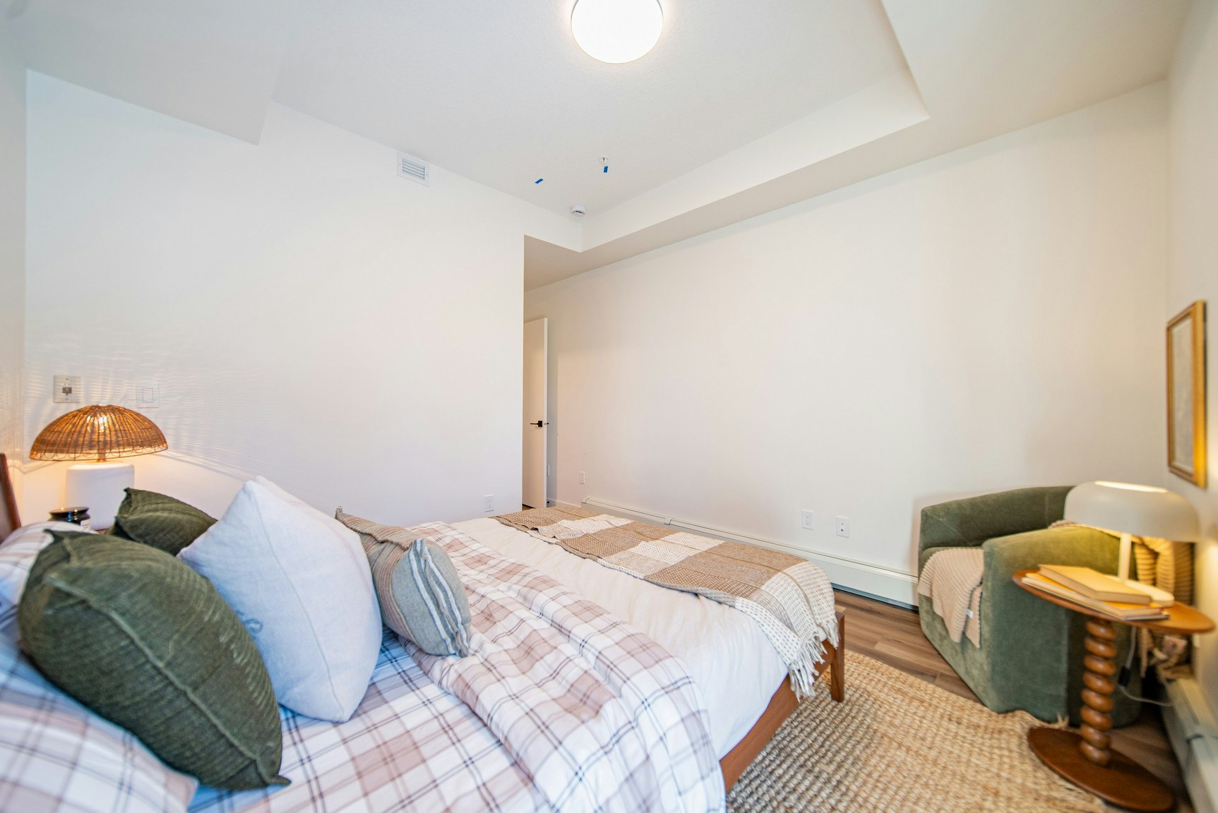 101-1400 27 Street Southwest, Calgary, AB, T3C 3Z2 - 76