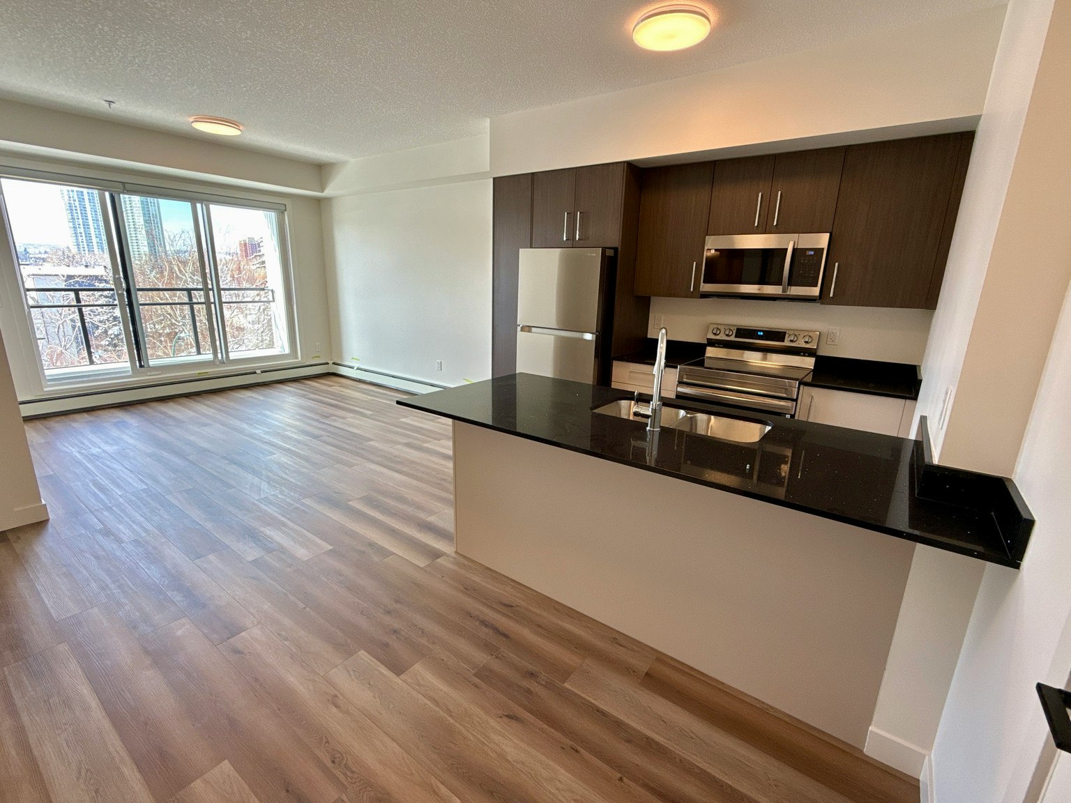 101-1400 27 Street Southwest, Calgary, AB, T3C 3Z2 - 111