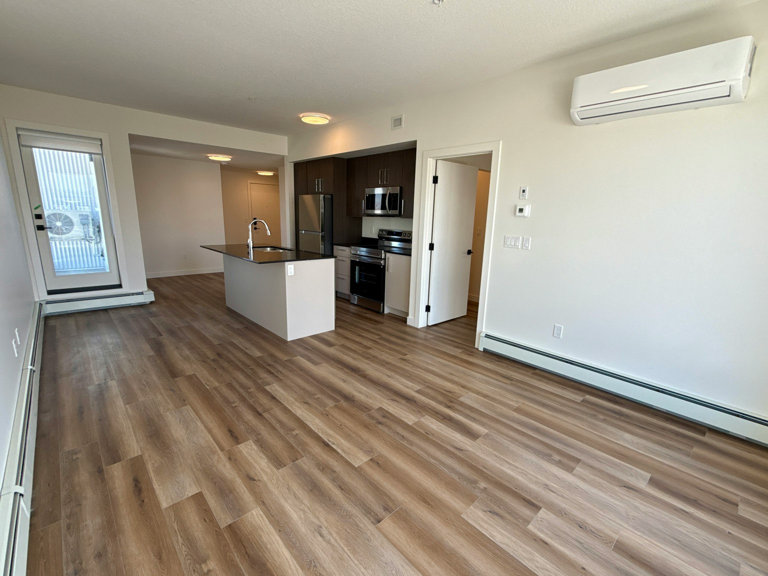 101-1400 27 Street Southwest, Calgary, AB, T3C 3Z2 - 106