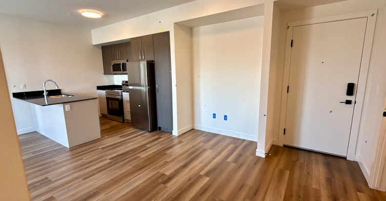 101-1400 27 Street Southwest, Calgary, AB, T3C 3Z2 - 96