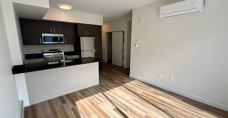 101-1400 27 Street Southwest, Calgary, AB, T3C 3Z2 - 120