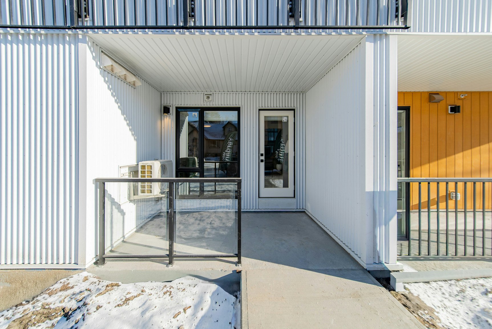 101-1400 27 Street Southwest, Calgary, AB, T3C 3Z2 - 90