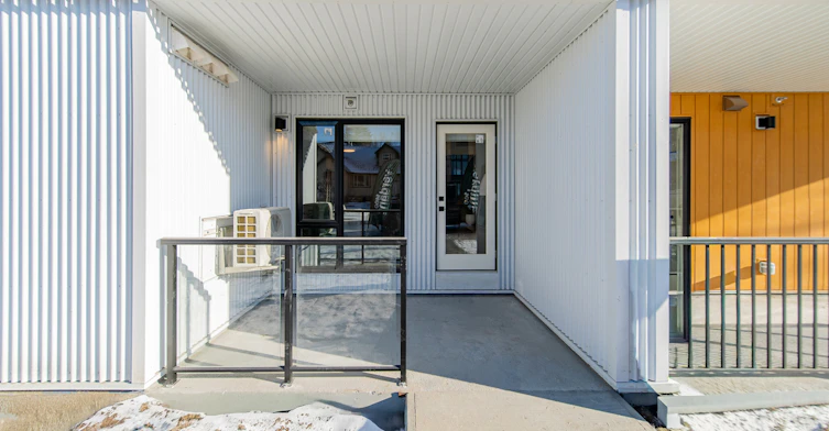 101-1400 27 Street Southwest, Calgary, AB, T3C 3Z2 - 90