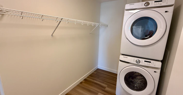 511-1400 27 Street Southwest, Calgary, AB, T3C 3Z2 - 107