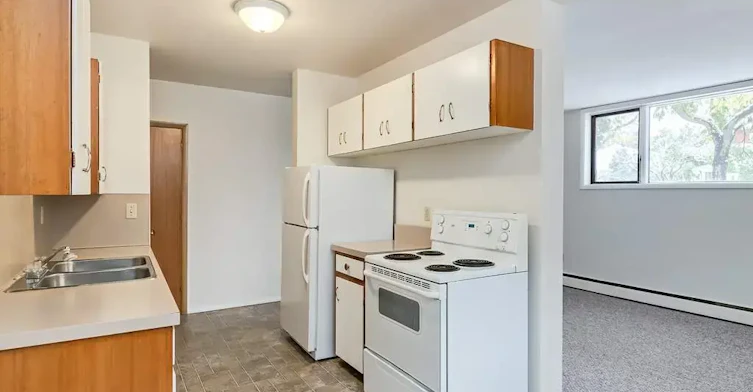 9-535 Belfast Street SE, Medicine Hat, AB, T1A 0S7 - 8