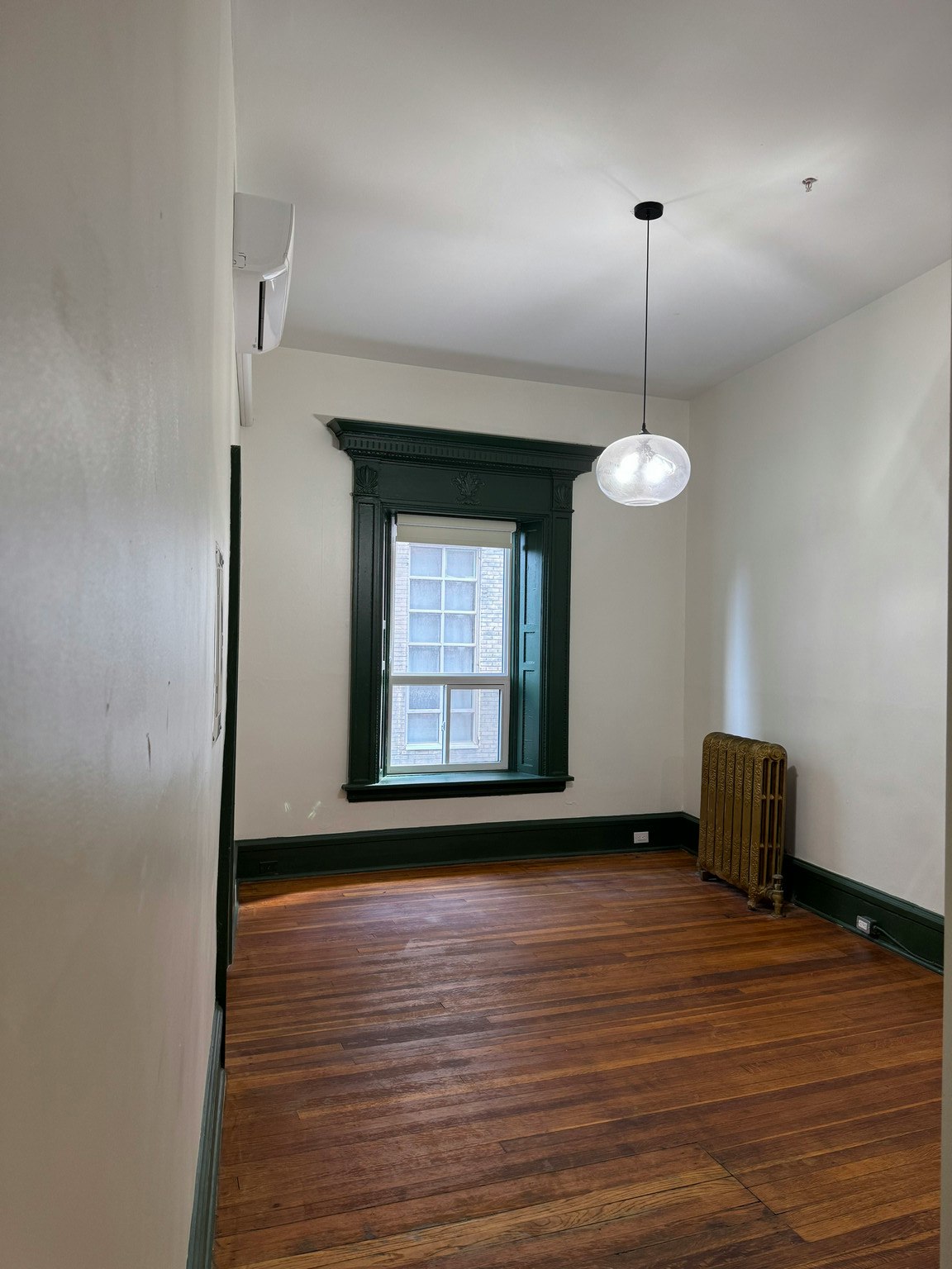 203-72 James Street North, Hamilton, ON, L8R 2K5