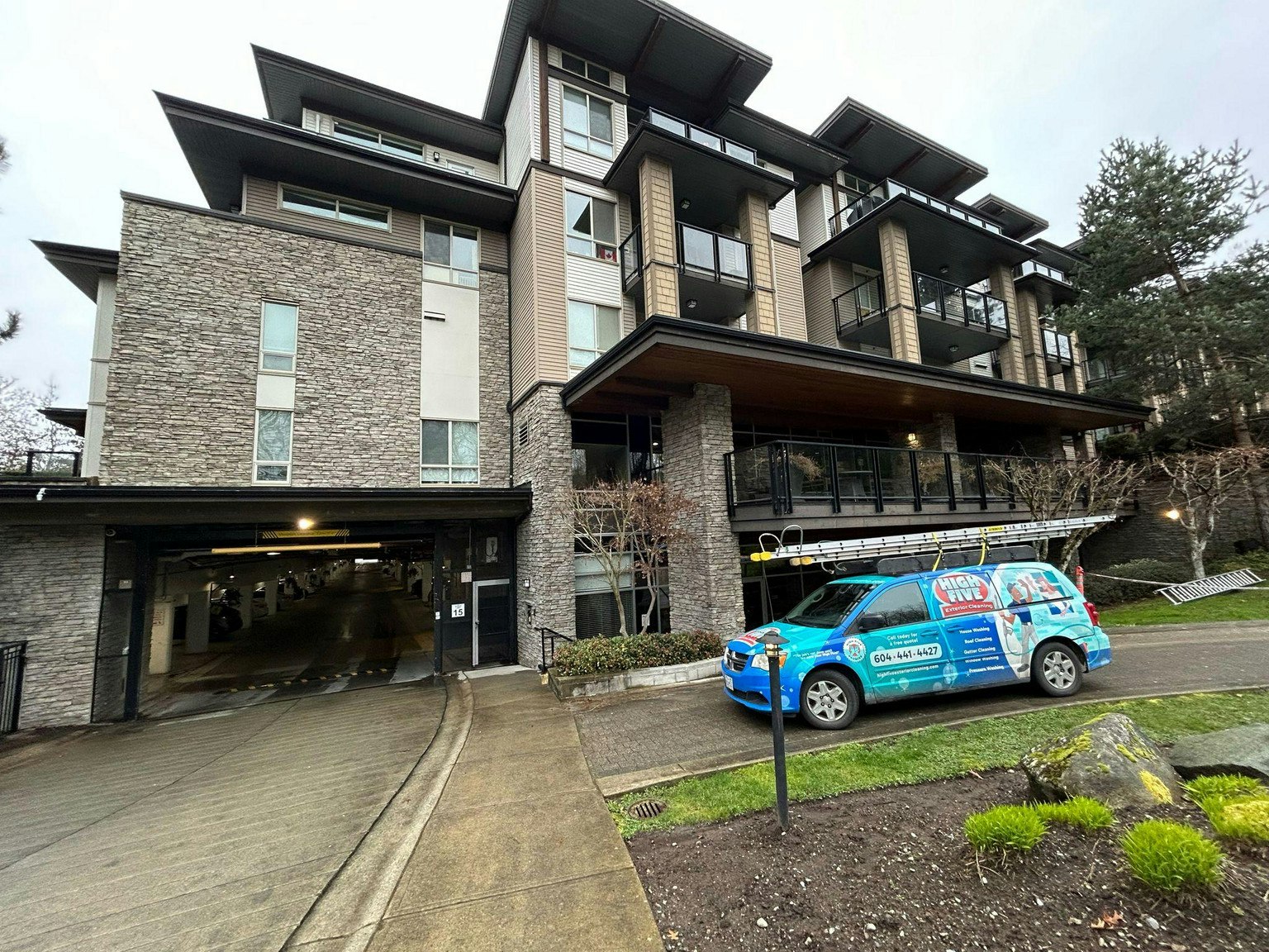 317-7488 Byrnepark Walk, Burnaby, BC, V3N 5C6