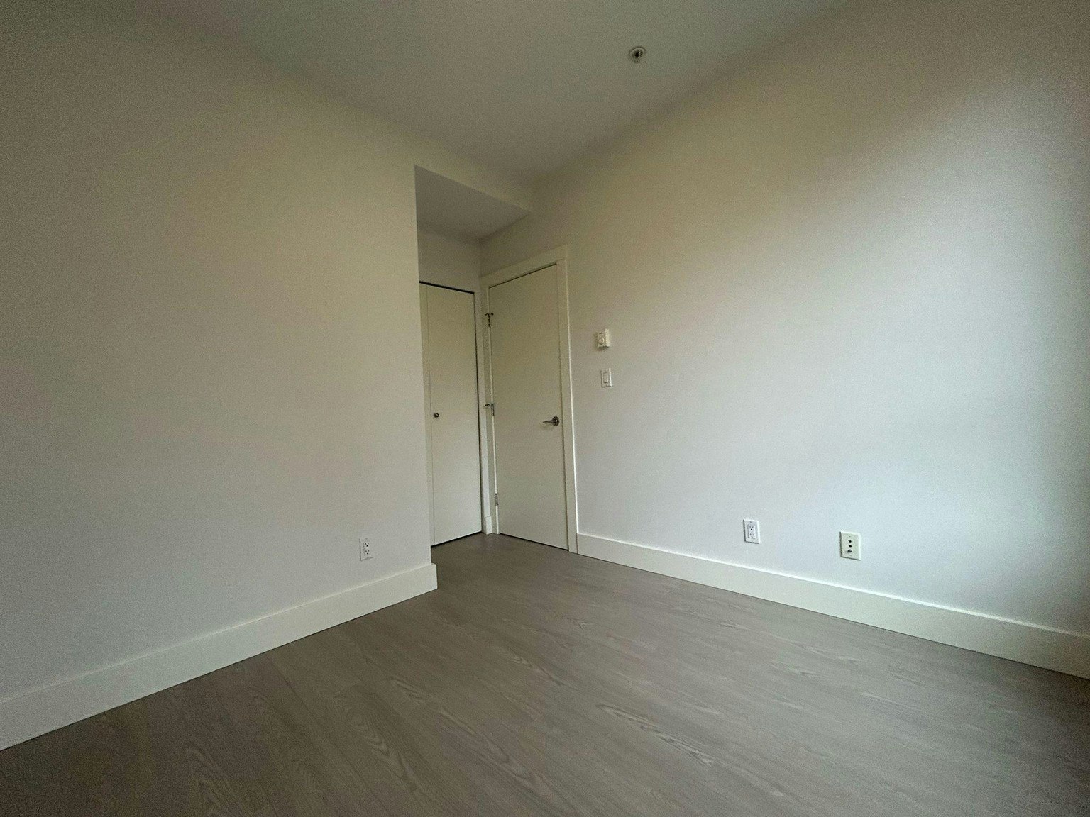317-7488 Byrnepark Walk, Burnaby, BC, V3N 5C6 - 9