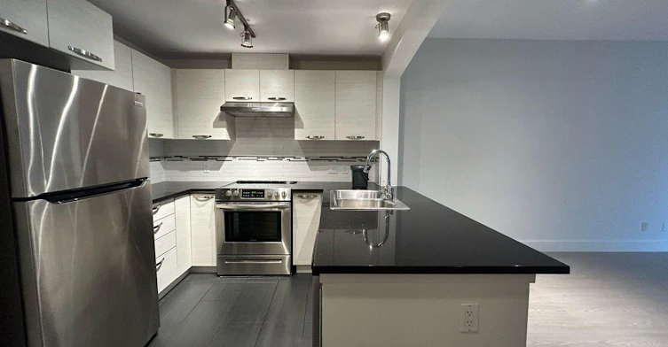 317-7488 Byrnepark Walk, Burnaby, BC, V3N 5C6 - 3