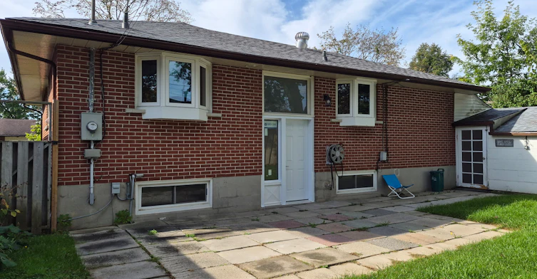 2-10 Alexander Avenue, Barrie, ON, L4M 2B4 - 3