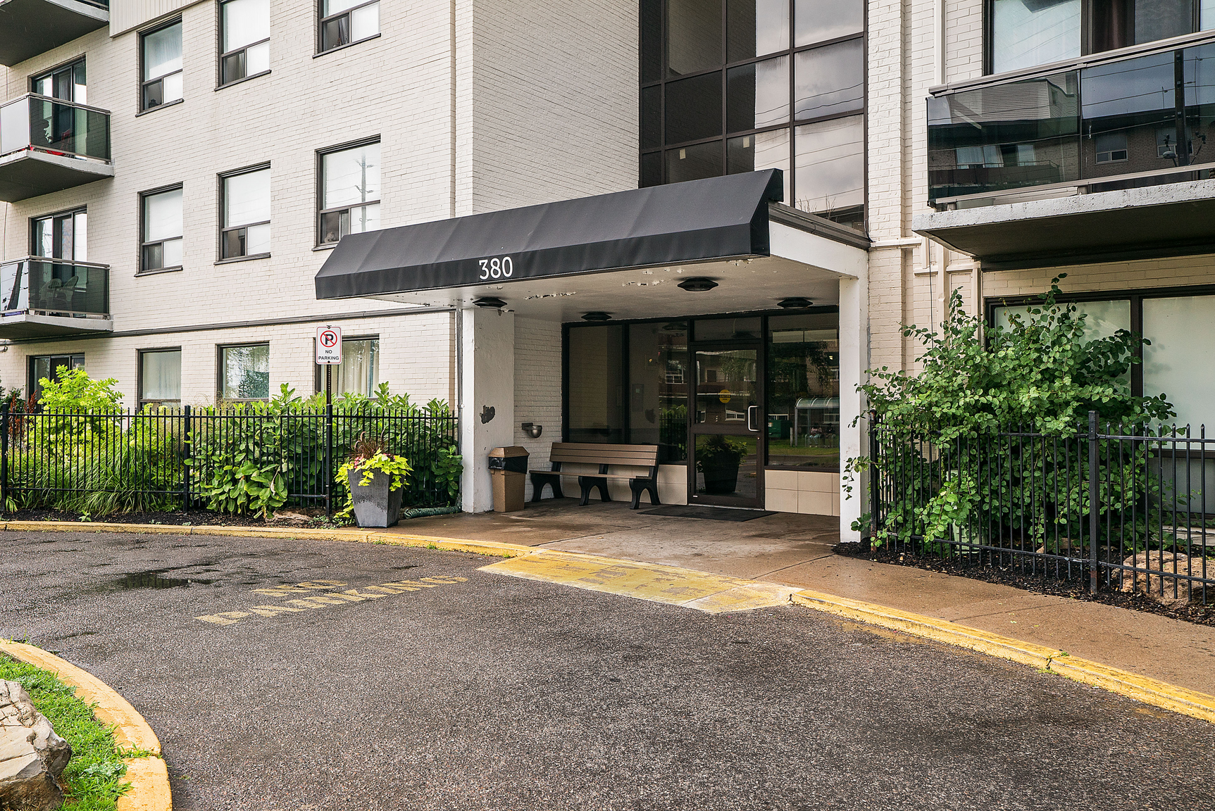0403-380 Gibb Street, Oshawa, ON, L1J 1Z3 - 2