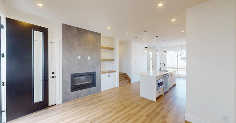 3555 21 Avenue Southwest, Calgary, AB, T3E 2X8