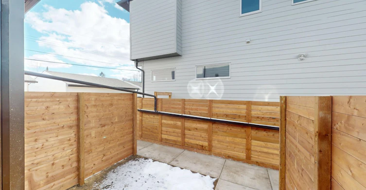 3555 21 Avenue Southwest, Calgary, AB, T3E 2X8 - 22