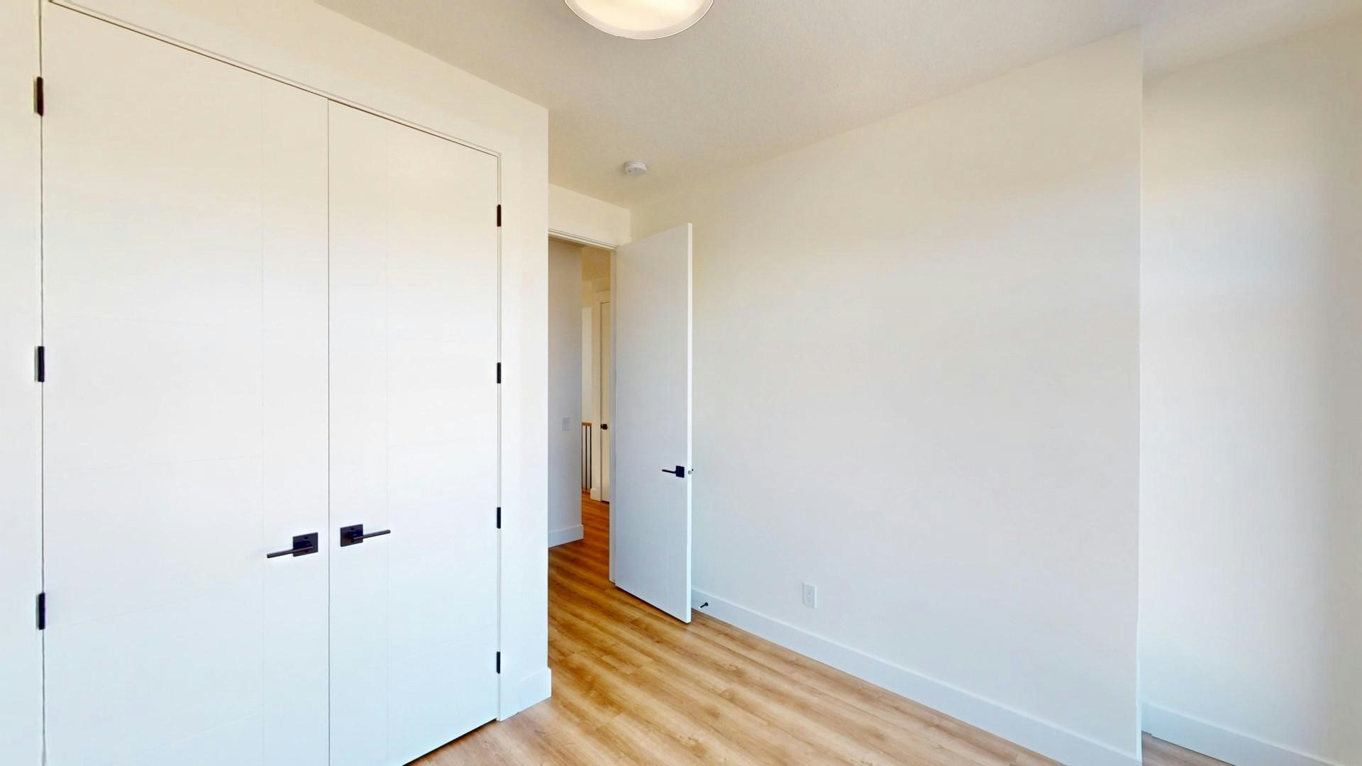 3555 21 Avenue Southwest, Calgary, AB, T3E 2X8 - 14